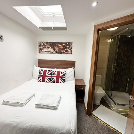 205 Earls Court Rooms Лондон Экстерьер фото