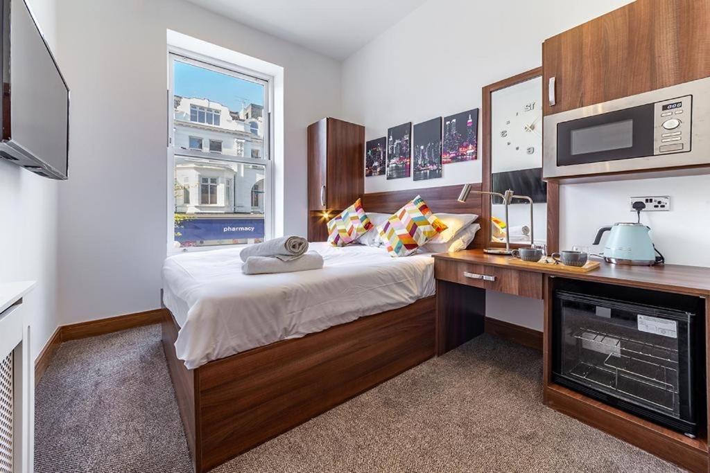 205 Earls Court Rooms Лондон Экстерьер фото